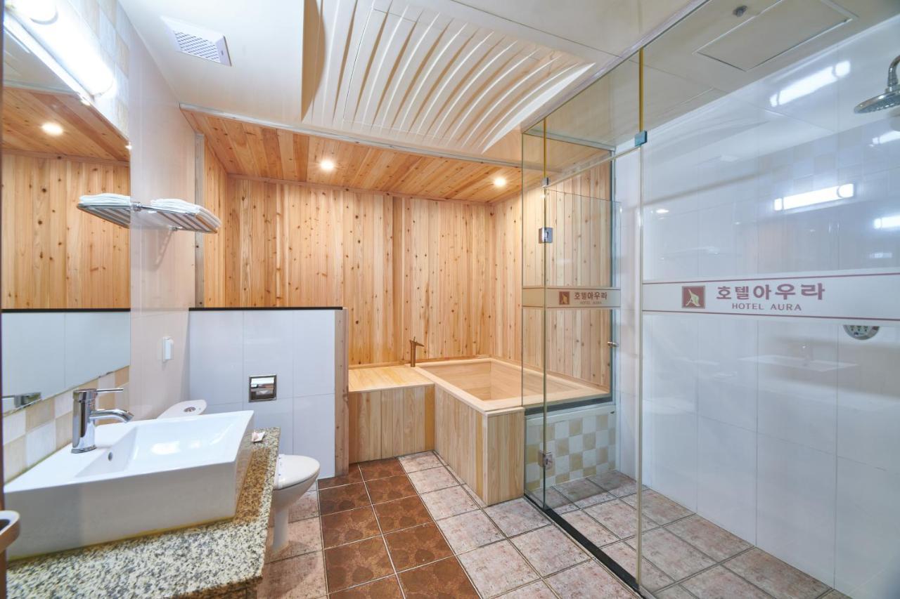 Aura Hotel Ansan Luaran gambar