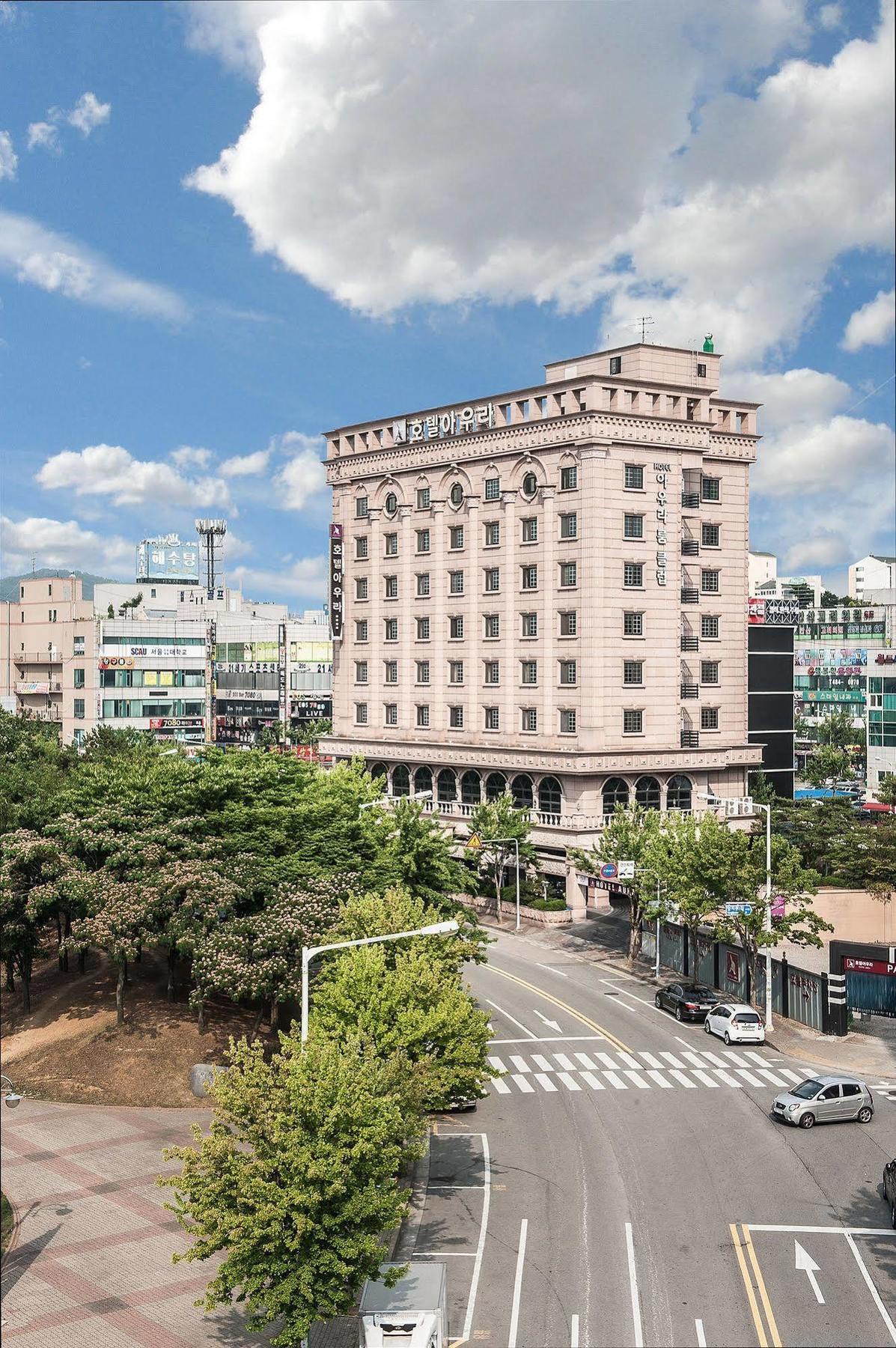 Aura Hotel Ansan Luaran gambar