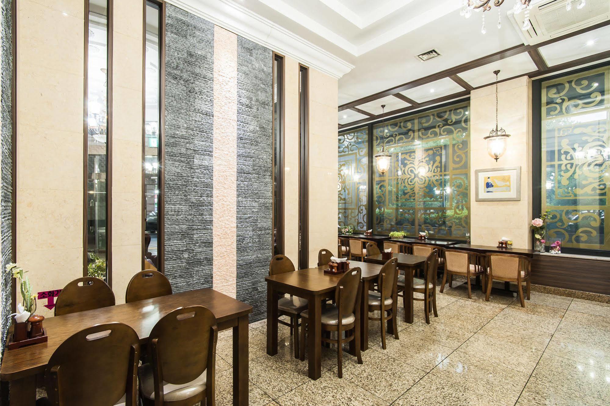 Aura Hotel Ansan Luaran gambar